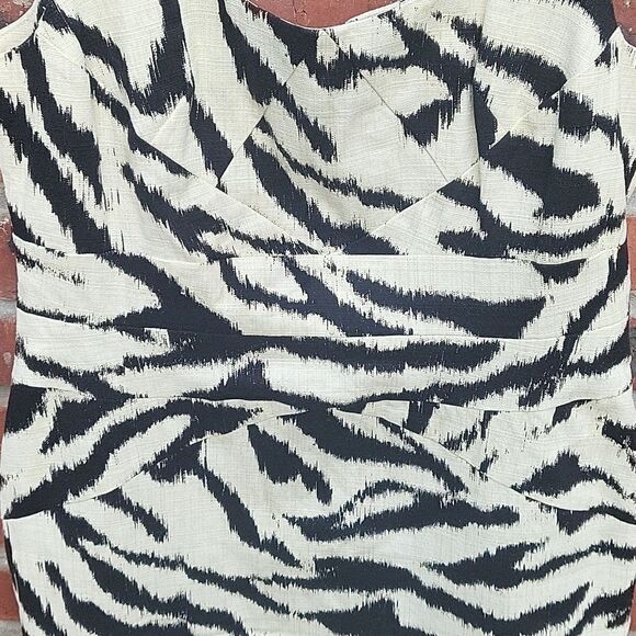 MK cream black and white dress - Picture 3 of 7